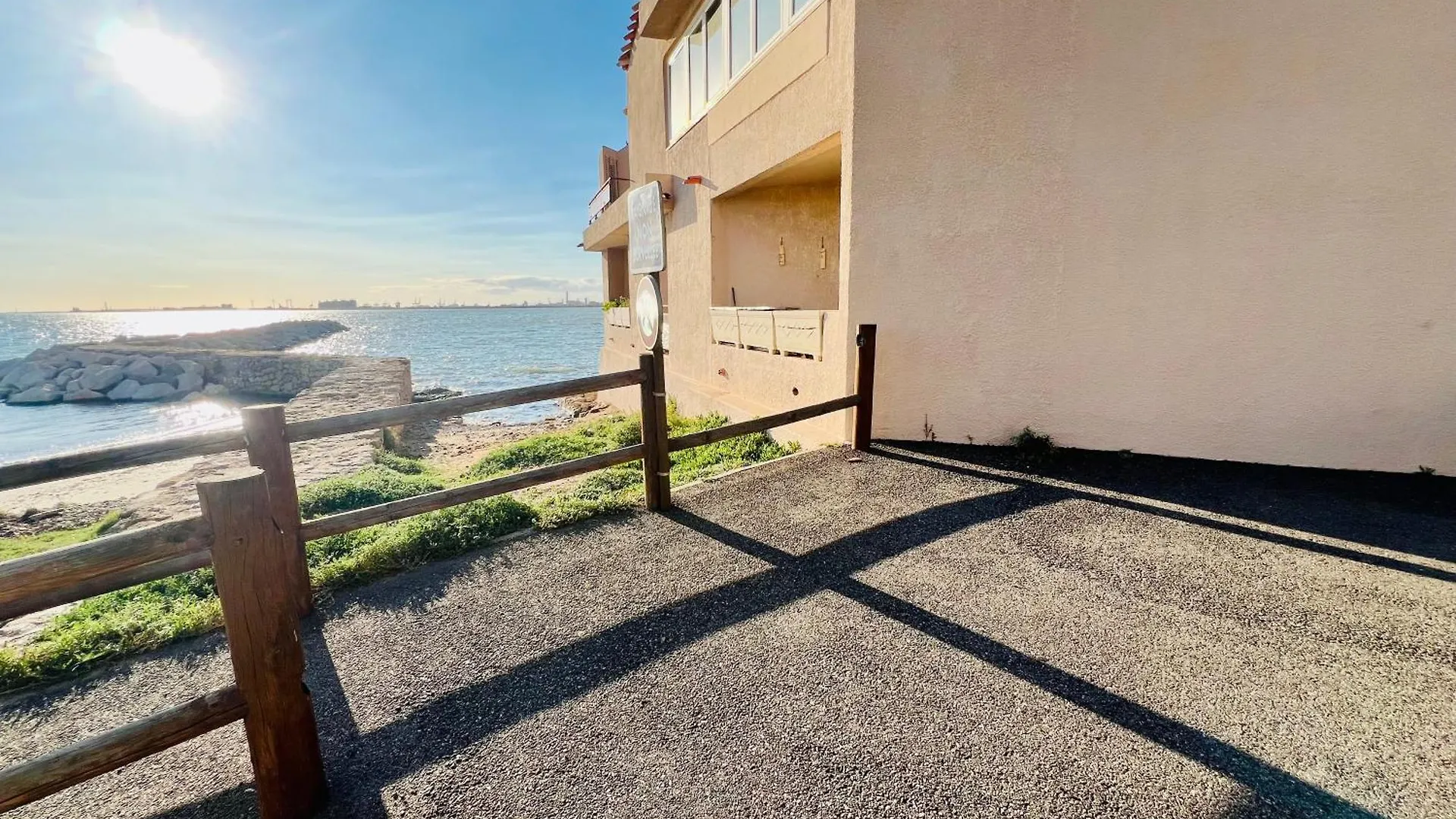 Voile De Mer 1 - Les Pieds Dans L'Eau, Clim, Wifi, 2 Personnes Fos-sur-Mer France