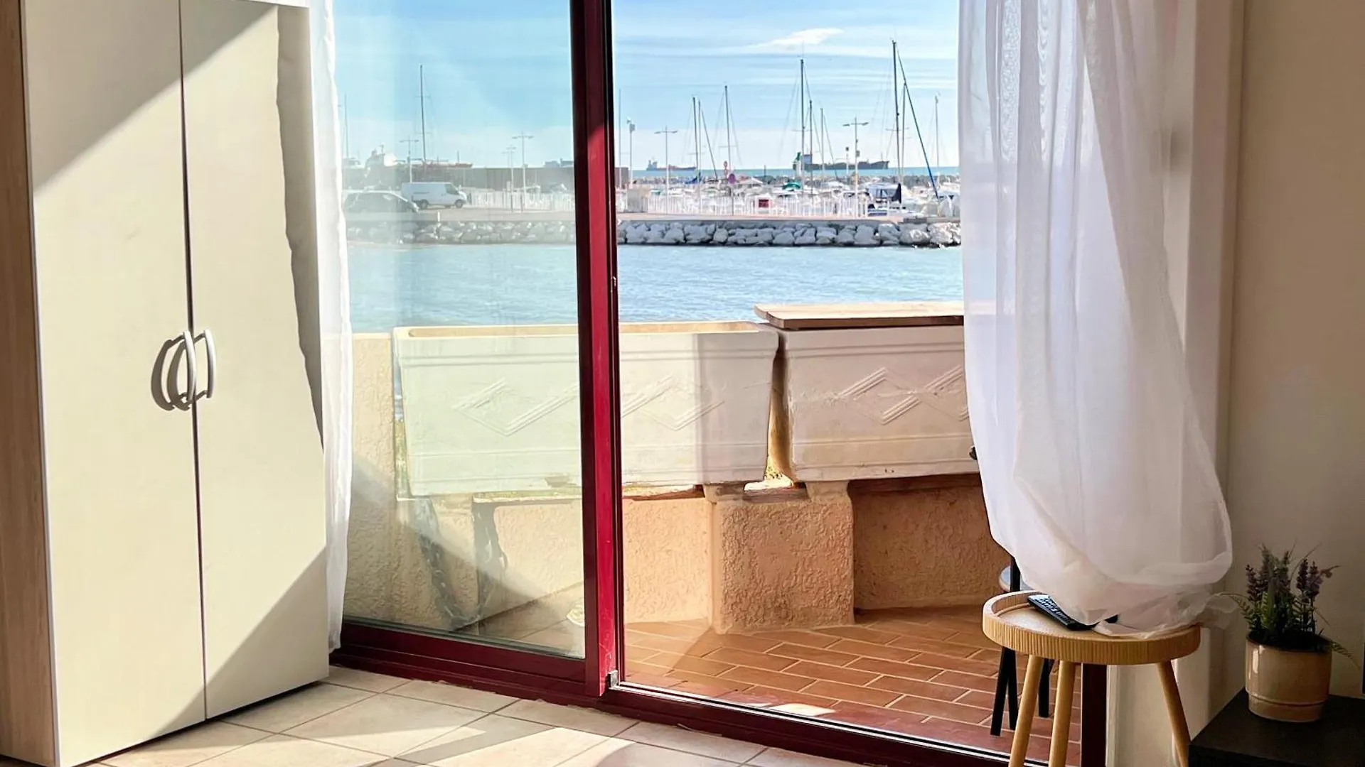 Voile De Mer 1 - Les Pieds Dans L'Eau, Clim, Wifi, 2 Personnes Fos-sur-Mer Apartment