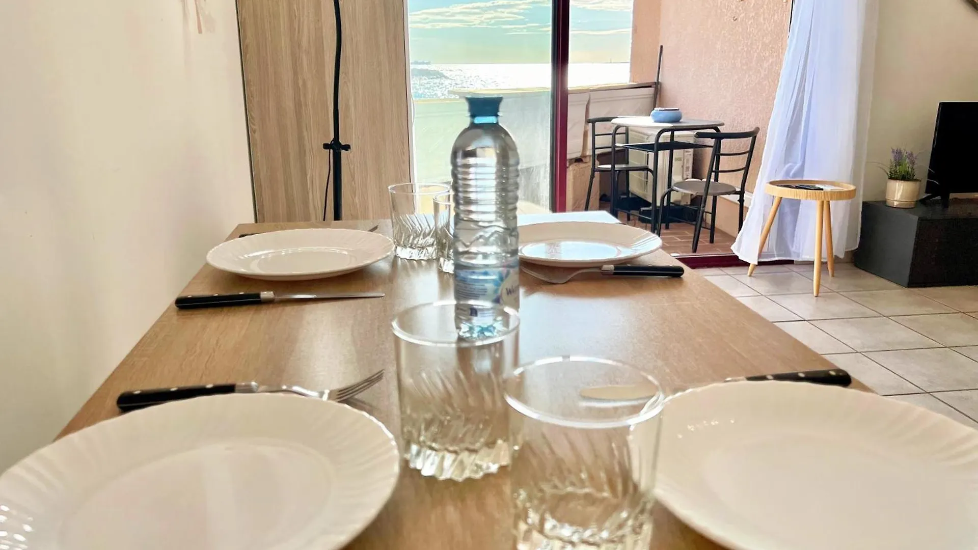 Voile De Mer 1 - Les Pieds Dans L'Eau, Clim, Wifi, 2 Personnes Fos-sur-Mer 0*,  France